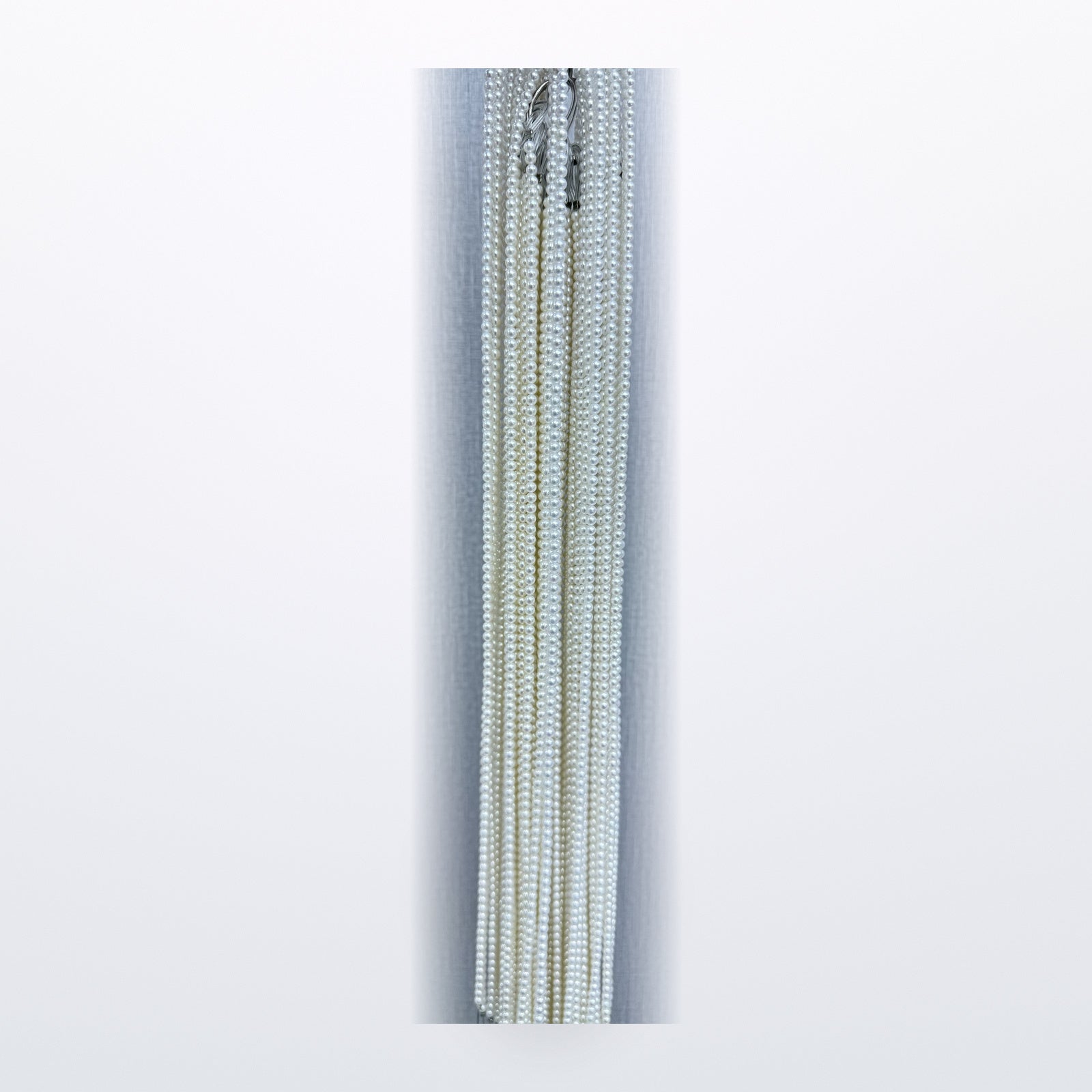 White freshwater pearl strand - 3-4mm 3A